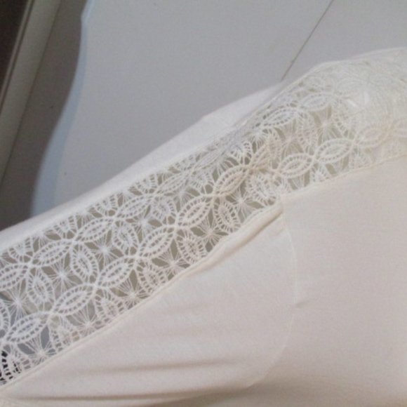 White Lace Shoulder/Sleeve T Shirt - Picture 2 of 7